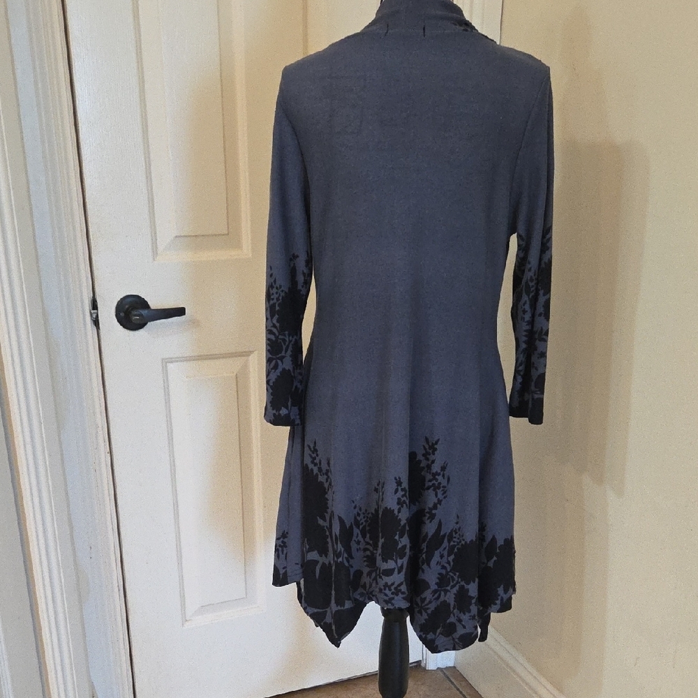 Reborn Asymmetrical Dress in Black and Gray - Picture 8 of 13